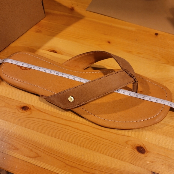 UGG TUOLUMNE Almond Leather Flip Flops W11 - Picture 13 of 13